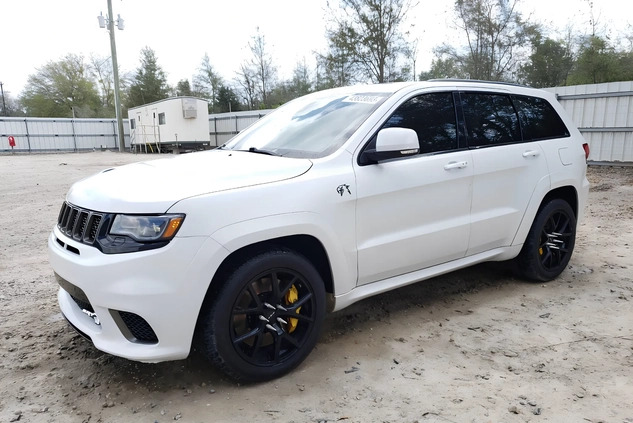 Jeep Grand Cherokee cena 120000 przebieg: 33440, rok produkcji 2018 z Głuszyca małe 67